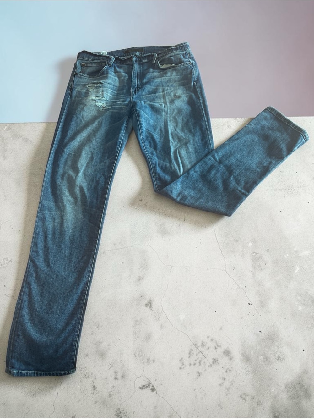 Joe's Jeans Men's Straight Leg Jeans in Washed Blue - Picture 3 of 5